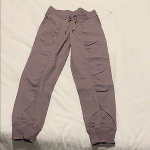 Lulu lemon dance studio jogger
